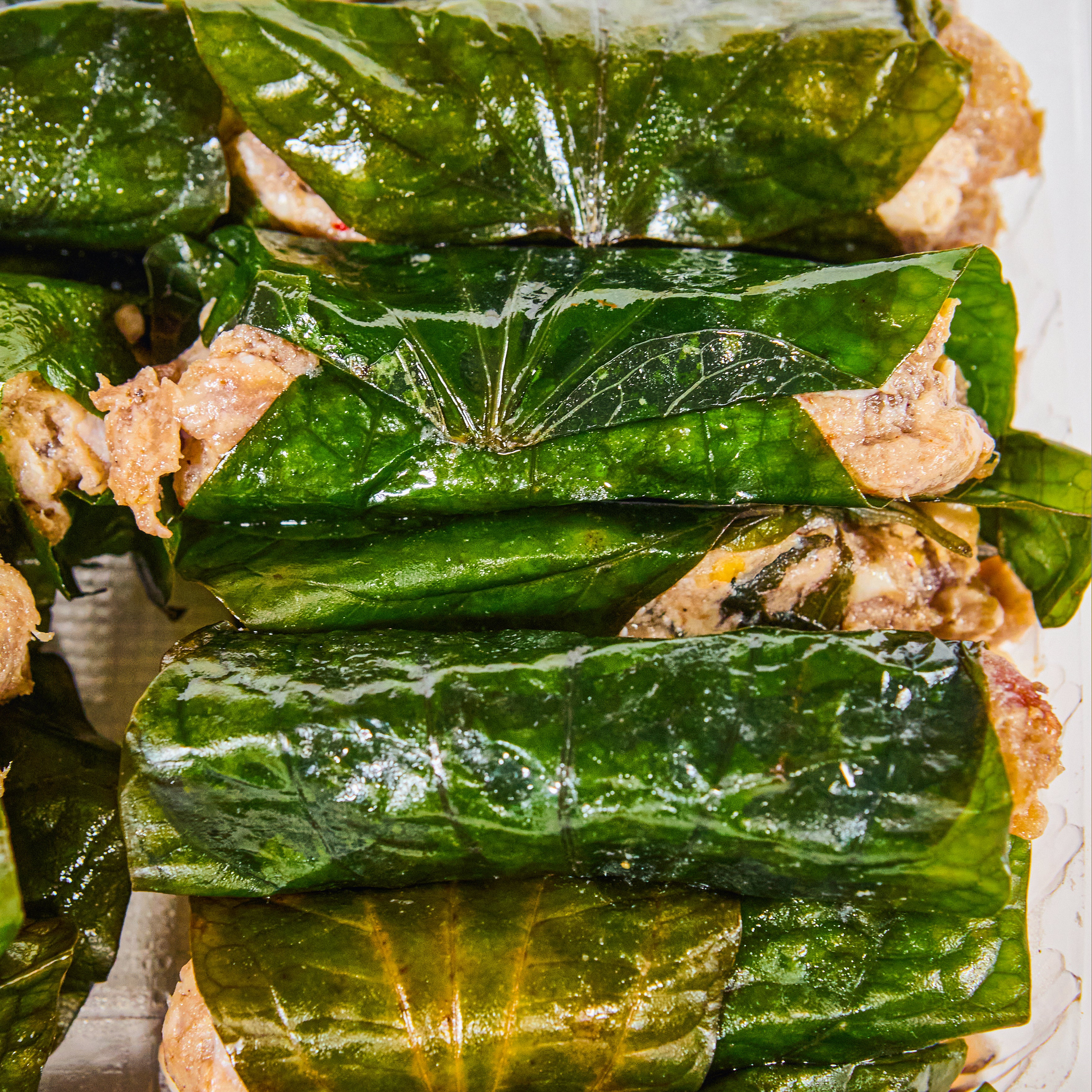 Thịt bò xay bọc lá trầu